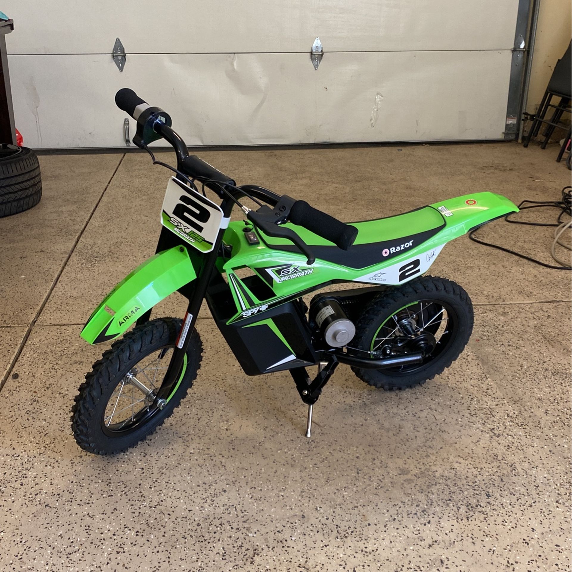 Razor SX 125 MCGRATH electric dirt bike