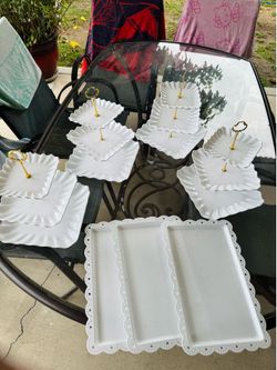 Treat Display Stand