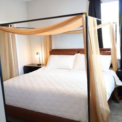 Canopy Bed King size 