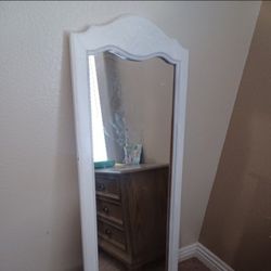 Vintage Style Mirror ♡