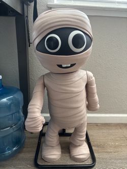 Lowes Dancing Mummy