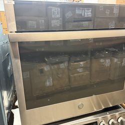 New GE 30 inch Single Electric Wall Oven True Convection and Self + Steam Cleaning