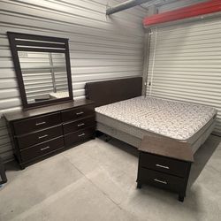 King Size Bedroom Set