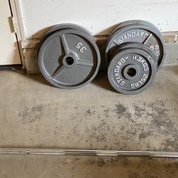 325 Lb Weight Set With Standard Bar