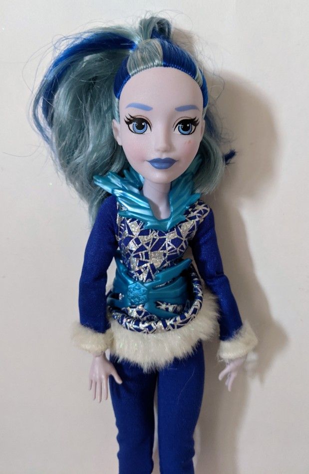 DC Super Hero Girls Frost Doll