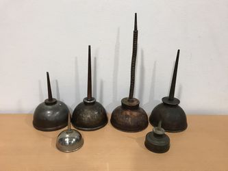 Antique Oil Can Thumb Oiler $15 each or all 6 for $70 Great for farmhouse, steampunk, industrial or man cave decor. Pickup in Algonquin