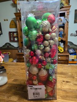Christmas Ornament Set