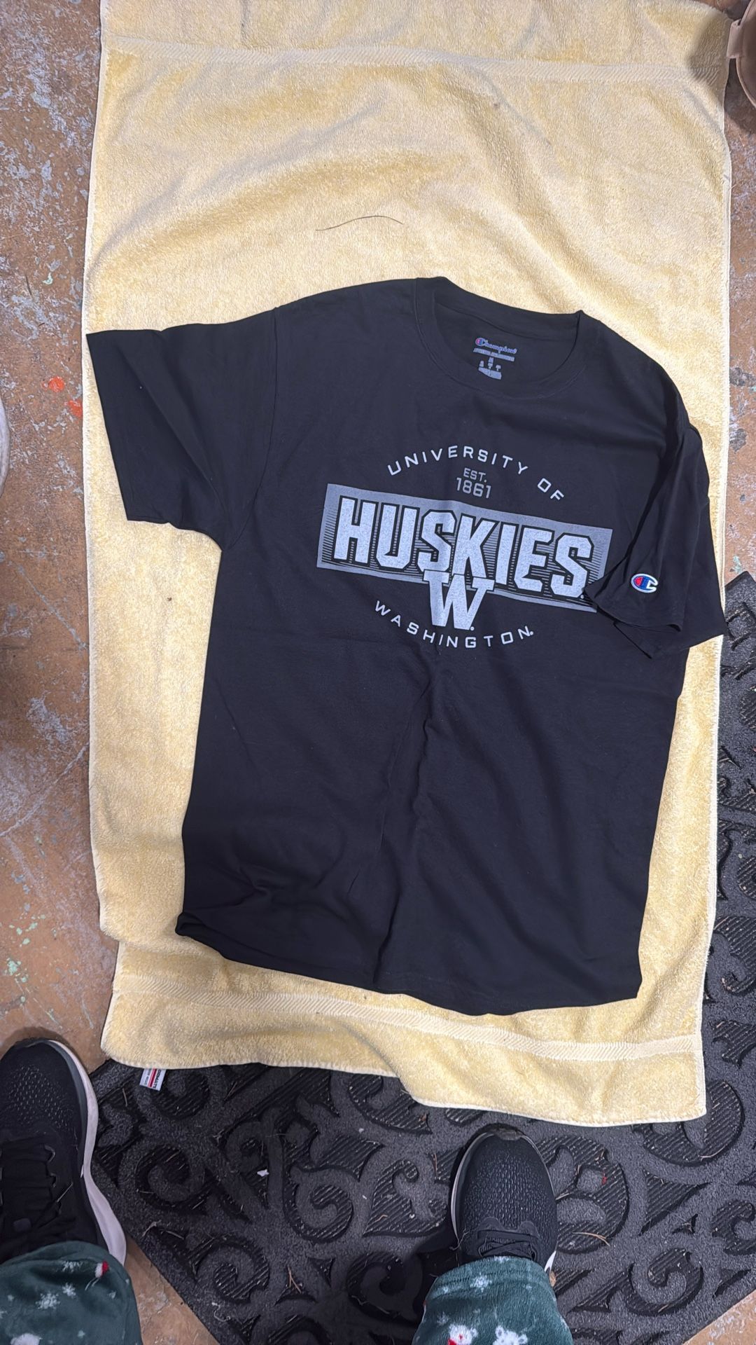 UW Huskies T Shirt