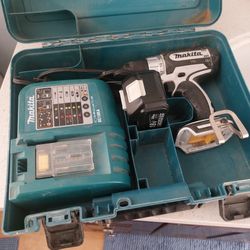 Makita Drill 18v