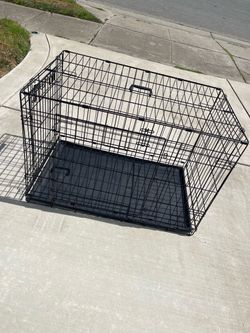🐶 Medium/Large Dog Crate – 36” x 22” x 25”