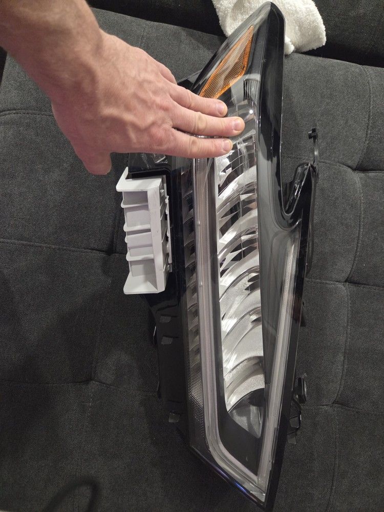 Nissan Maxima 2021 Headlights 