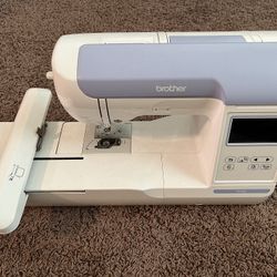 BROTHER PE800 5x7" Embroidery Machine with Large Color Touch Screen Pre-Owned