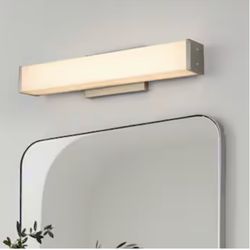 23-in 1 Light Satin Nickel Integrated LED Modern/contemporary Bathroom