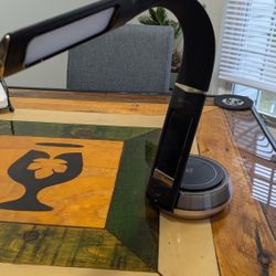 Desk light/phone charge/Clock