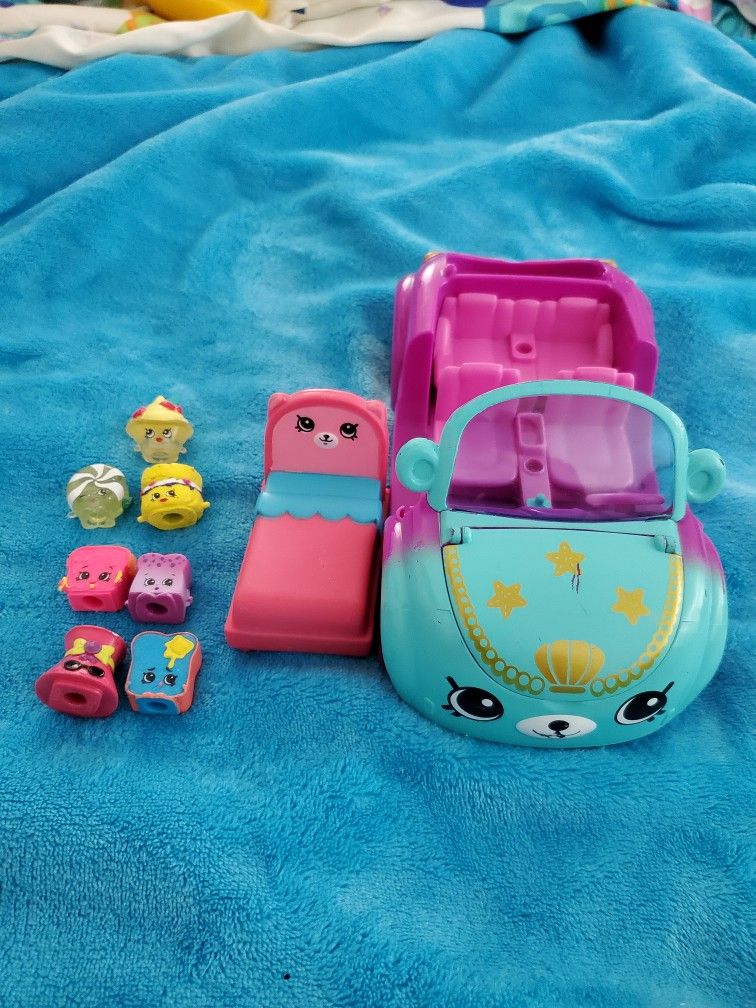 Shopkins 9 Piece Lot