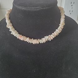 Vintage Light Pink Puka Sea Shell Necklace Pre-owned 