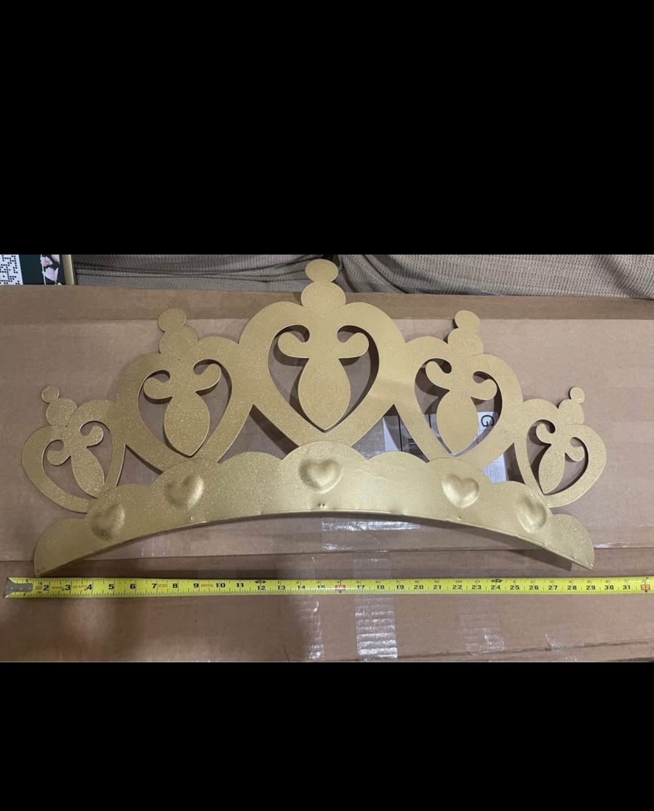 Gold princess Crown wall frame