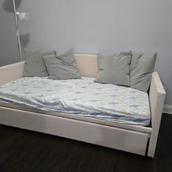 Beds & Headboards / Beds / SKU: W111813074

Horta Twin Size Daybed with Extended Pop U Trundle