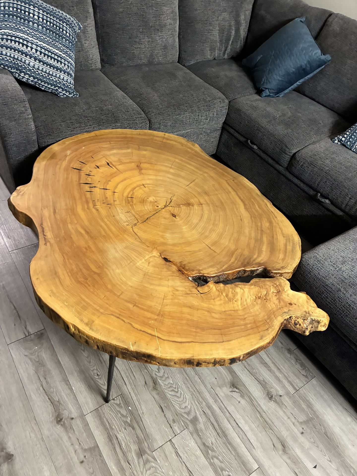 coffee table live edge