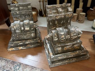 Restoration Hardware Architectural Corbel Bookends – Distressed Wood – Pair