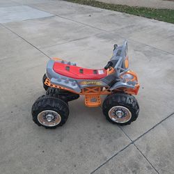 Max D Monster Truck Power Wheel V12