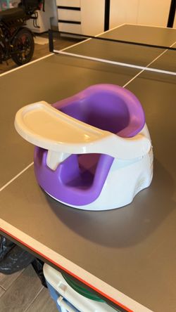Regalo baby feeding chair