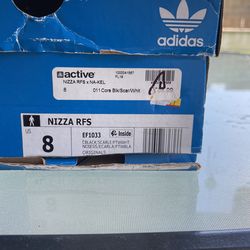 Tennis Shoes