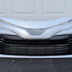 WHITE PERL TOYOTA CAMRY 2018 2019 2020 FRONT BUMPER