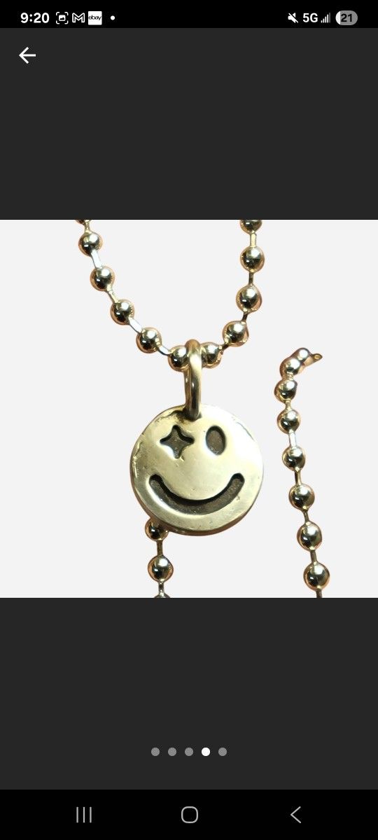 999 Silver Starry Eyed Charm / Amulet / Pendant 

- 15mm

- New 

- Unisex

 - 1.10g in weight 

Soldered o ring for extra durability 

999 Fine Silve