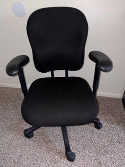 Ergonomic Knoll Office Chair