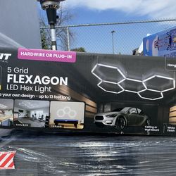 Integrated LED 5 Grid Flexagon White Strip Light Fixture 4000K