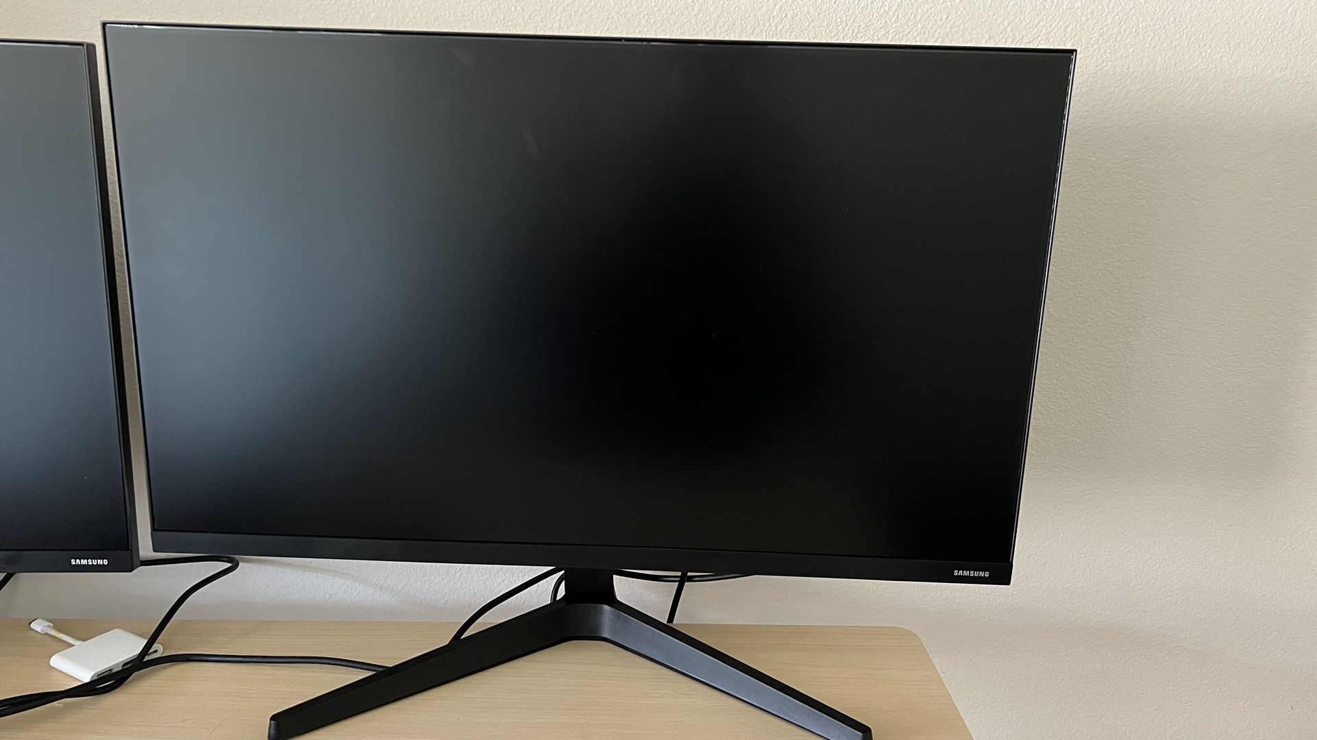 Samsung 27’ Monitor 