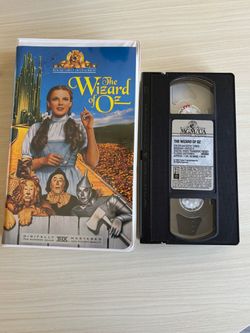 The Wizard of Oz 1996 THX Digitally Mastered VHS release. Cash only