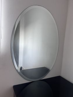 Oval mirror