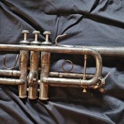 Bach Stradavarius Model 239 C Trumpet