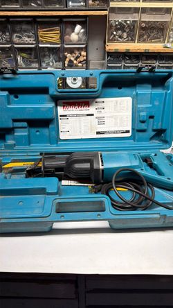 Makita Reciprocating saw