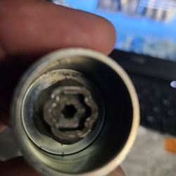  Wheel Lock Key