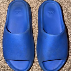 Yeezy Slide