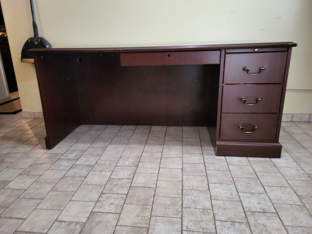 HON Office Single Pedistal Desk
