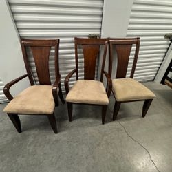 Macy's Dining Table And 6 Chairs 