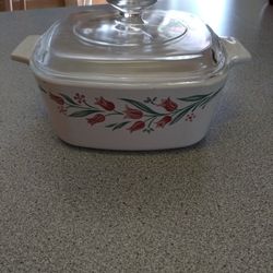 Corningware Casserole Dish. 