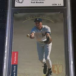 Derek Jeter - 9.5 GEM rookie foil