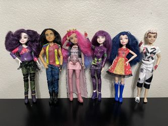 Disney Descendants Barbie Dolls Lot x6