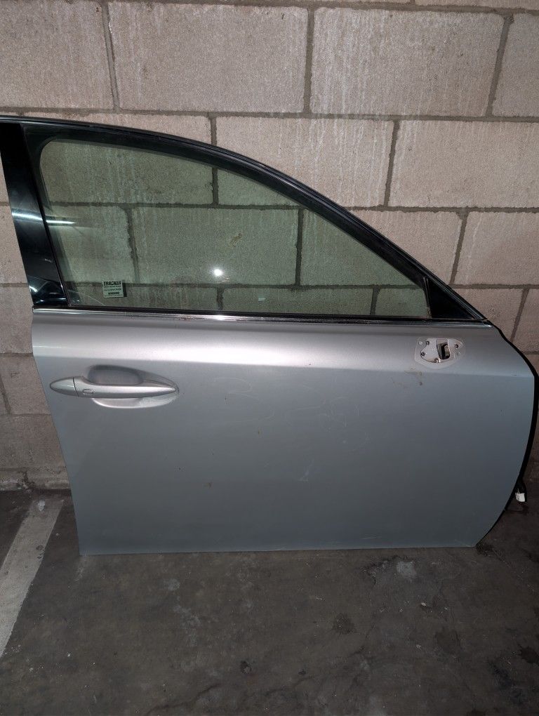 Two passenger doors Front And Back for Lexus IS(contact info removed).