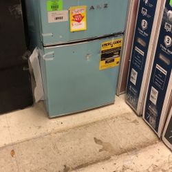 Galanz Mini Fridge XETL