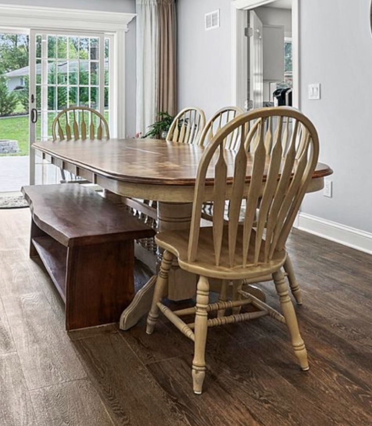 Dining Table With 8 Chairs And A Bench 95x41x30