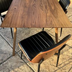 Brand New Modern Mid Century Dining Table With 4 Chairs 