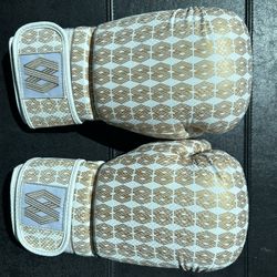 New White Mayweather Boxing Gloves 15oz L/XL