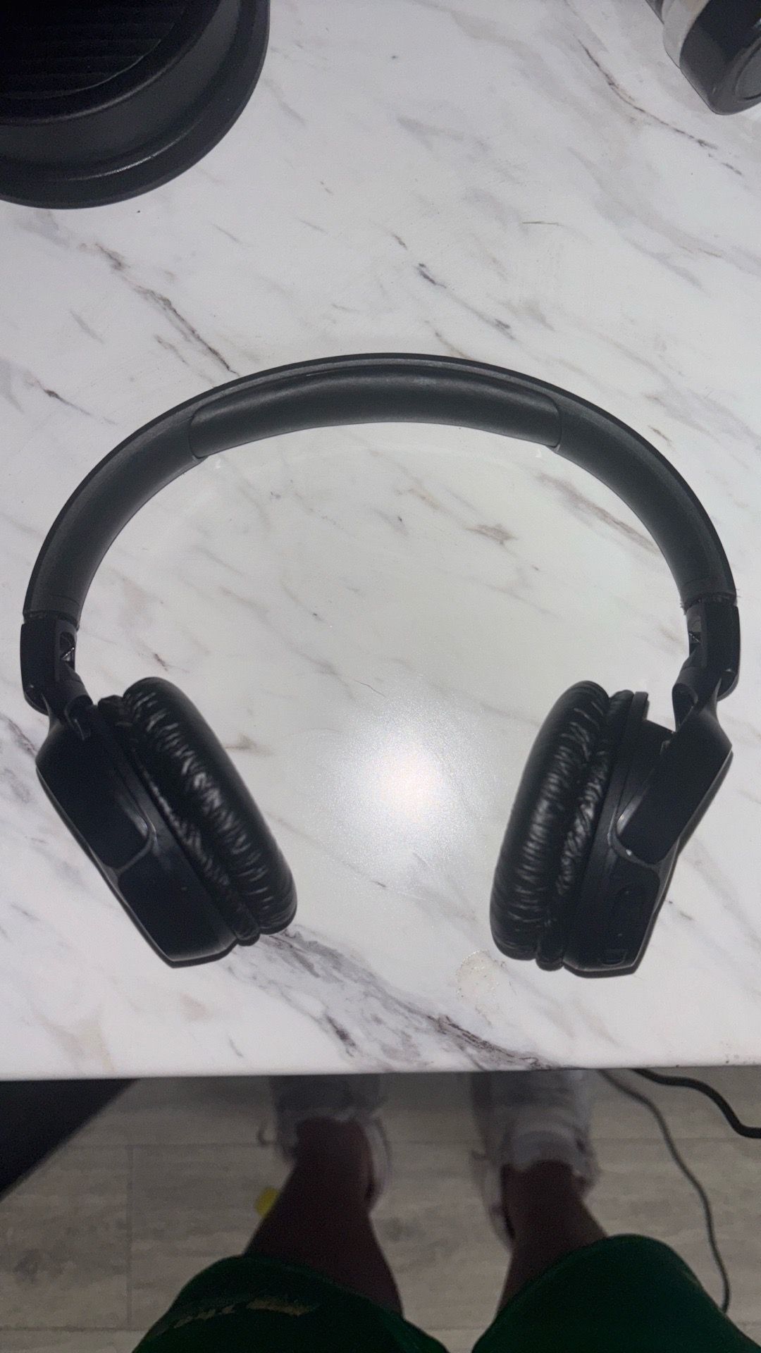 JBL Headphones - Black
