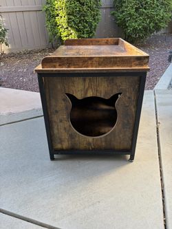 Litter Box Enclosure